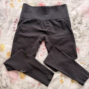 Oner Active Effortless Seamless Leggings in Coal